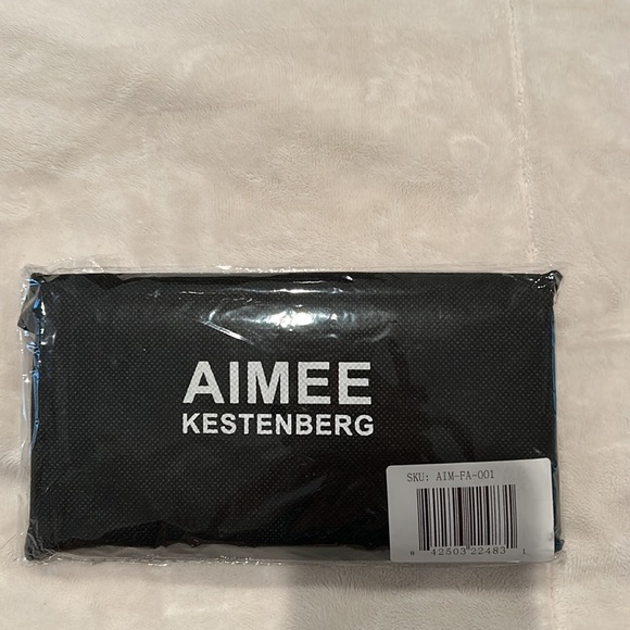 Blush wallet by Aimee Kestenberg - Picture 6 of 6